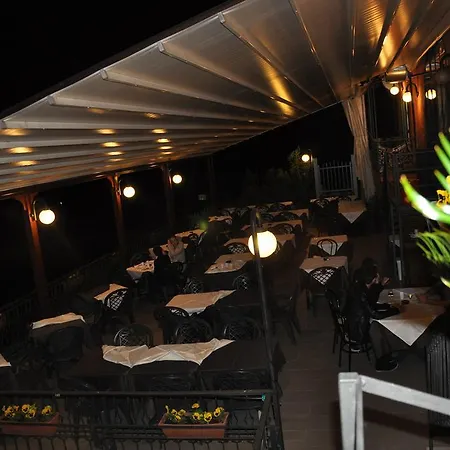 Beata Giovannina Hotel *